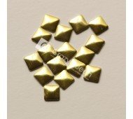 Декоративный элемент клепки золотые квадратные, пакет 15 шт